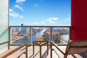 Infinite View with Balcony,Pool plus Near Beach